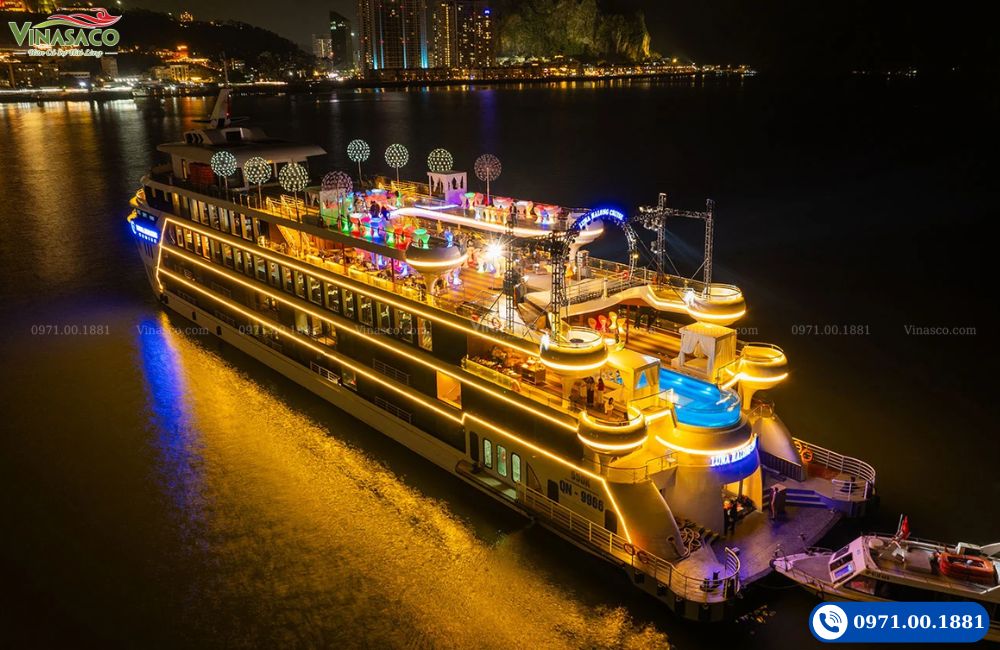 thi công bể bơi Acylic trên du thuyền