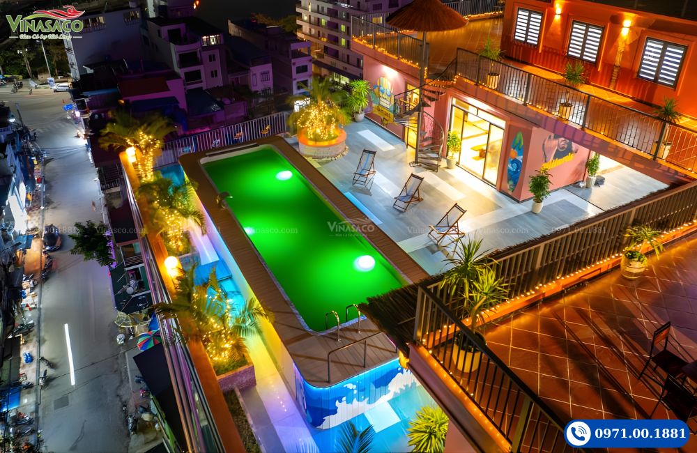 Thi công bể bơi composite