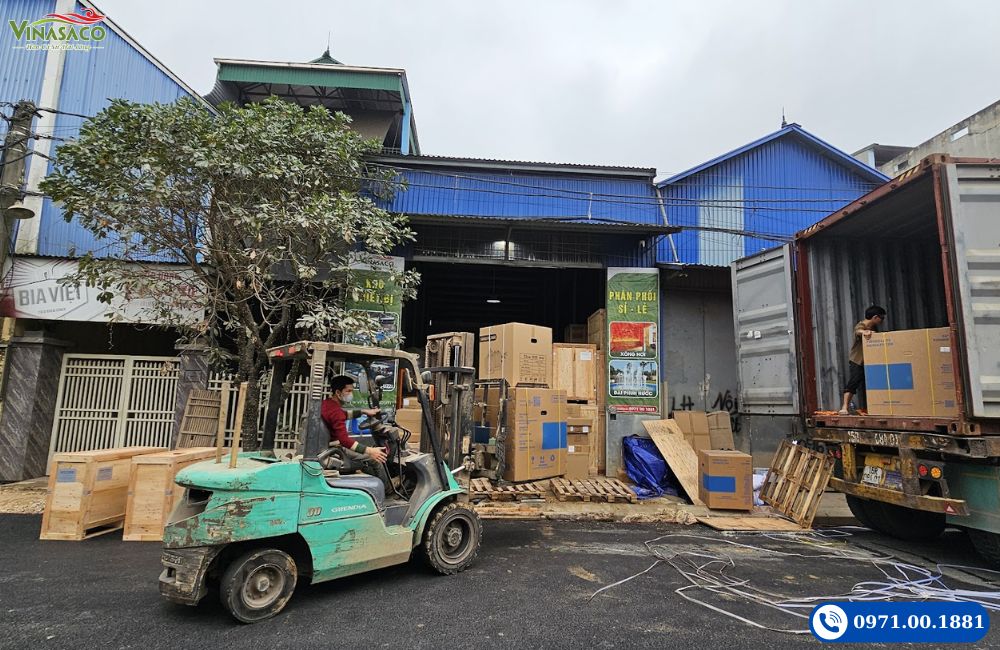 Kho thiết bị bể bơi Vinasaco nhập khẩu chính hãng, sẵn sàng giao hàng trên toàn quốc