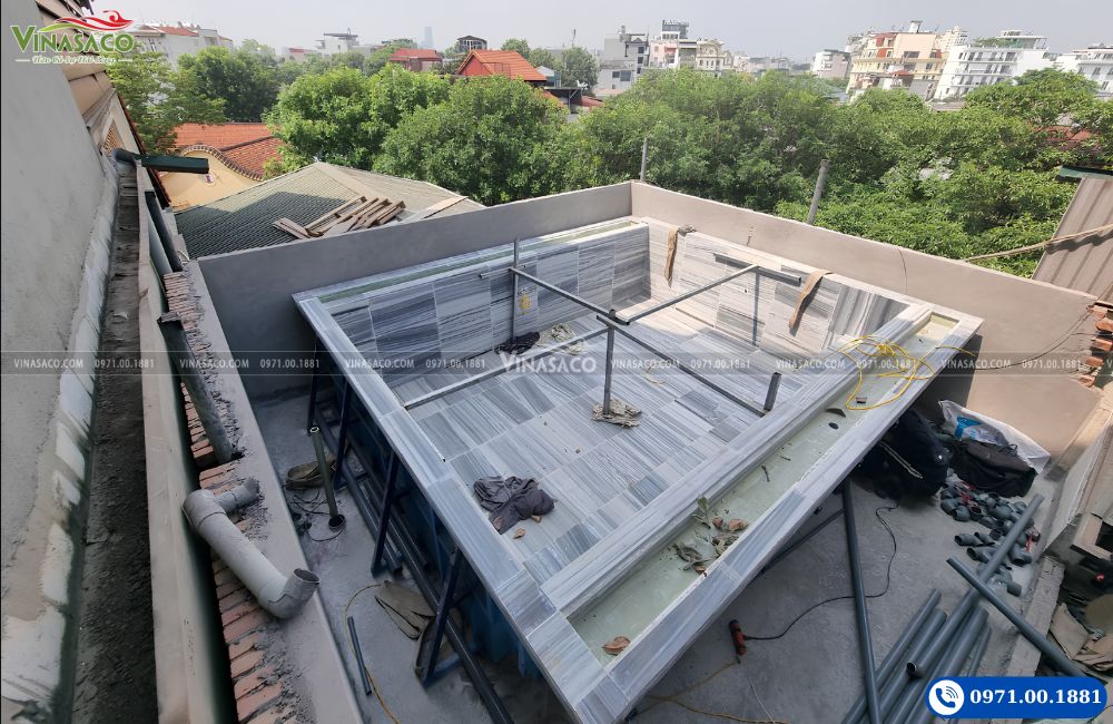 Bể bơi Composite sân thượng Quiri Hostel Hà Nội