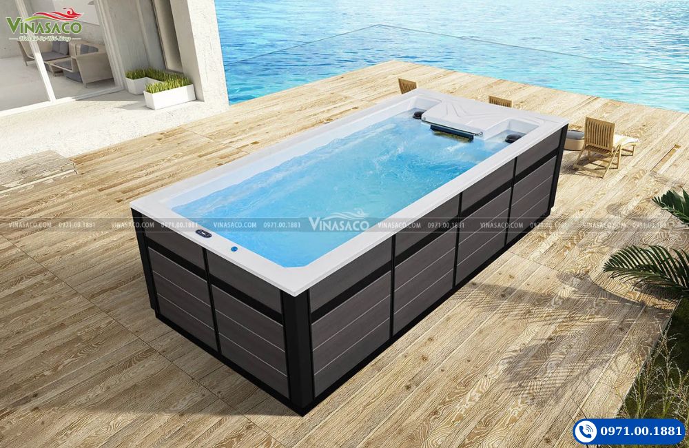 Bể bơi thông minh Jacuzzi WS-PC05ST lắp đặt ngoài trời tại biệt thự