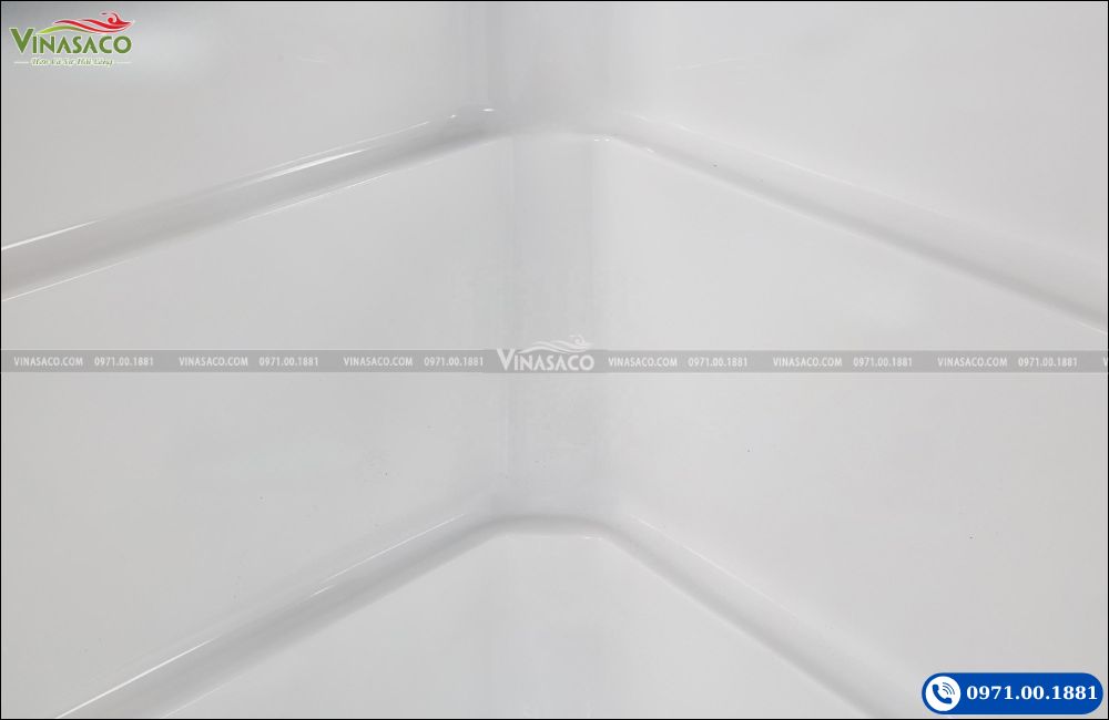 Bề mặt Acrylic cao cấp của bể bơi thông minh WS-PC07ST