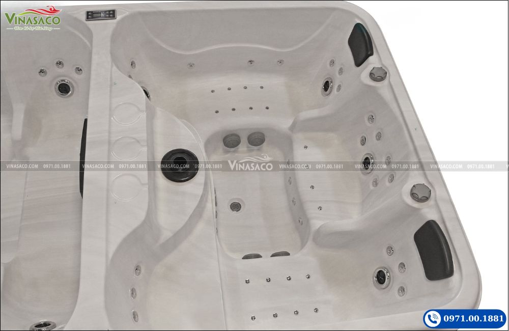 Các đầu massage thủy lực trong khoang Jacuzzi WS-S08M