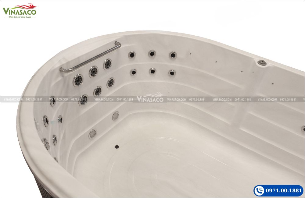Hệ thống đầu bơi ngược dòng và đầu phun nước trên Jacuzzi WS-S08M
