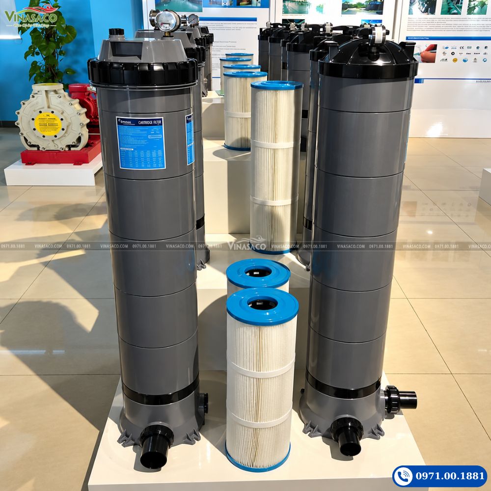 Bình lọc Cartridge Emaux và các lõi polyester xếp nếp tại khu trưng bày