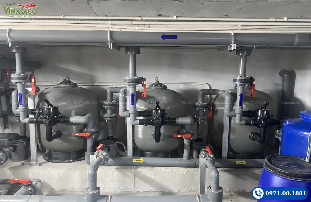 Phòng máy bể bơi sử dụng bình lọc cát