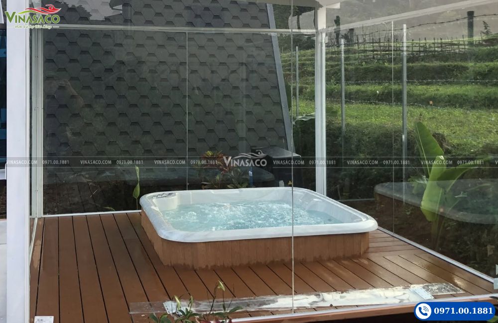 Lắp đặt bồn sục Jacuzzi ngoài trời tại biệt thự nghỉ dưỡng