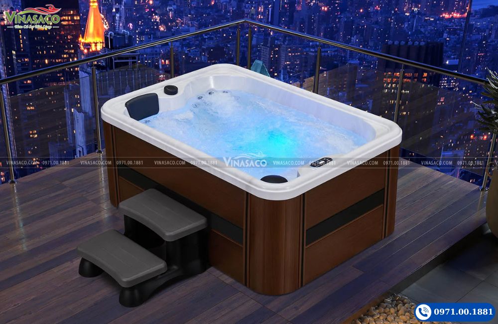 Bồn sục Jacuzzi WS-095H lắp đặt trên sân thượng