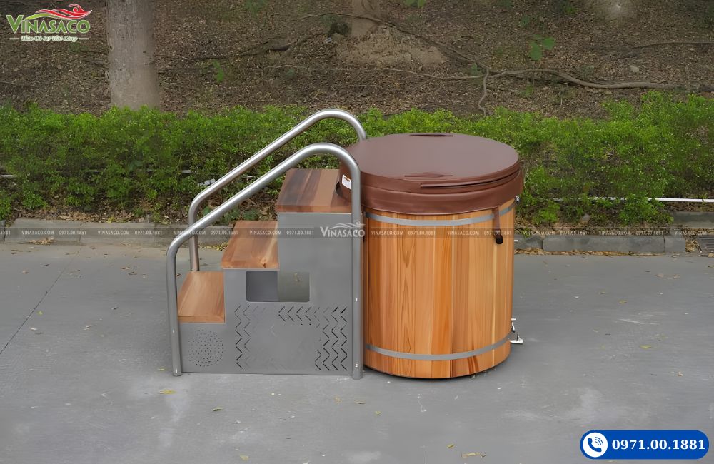 Bồn ngâm lạnh Coasts WHT-S-810-RS có nắp đậy