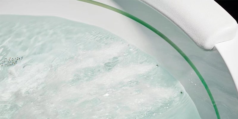 Hệ thống vòi sục massage cao cấp tích hợp trong lòng bồn tắm