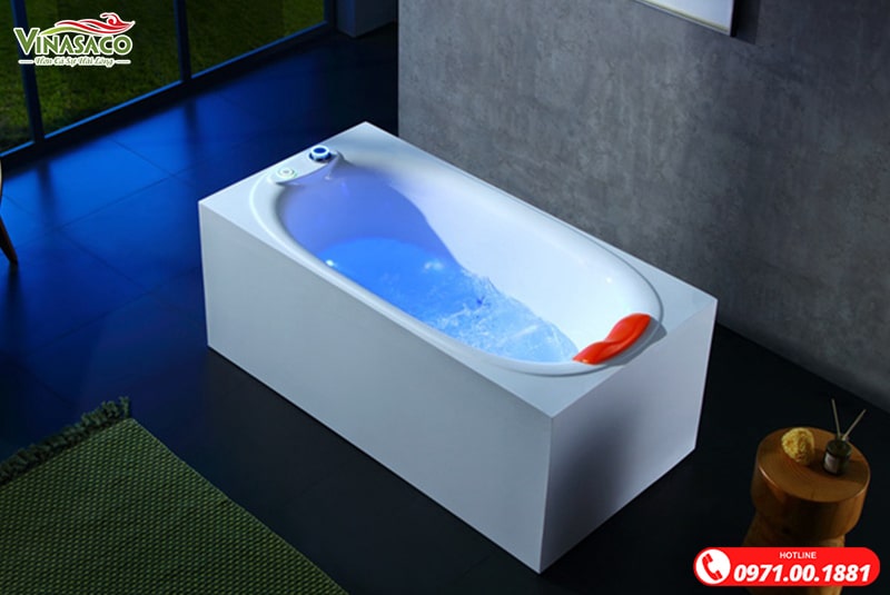 ảnh bồn tắm massage Ruby XR8029, thiết kế lòng bồn OVal