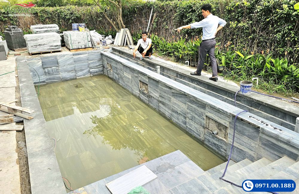 Đội ngũ Vinasaco khảo sát, lên phương án thi công bể bơi tại Hạ Long