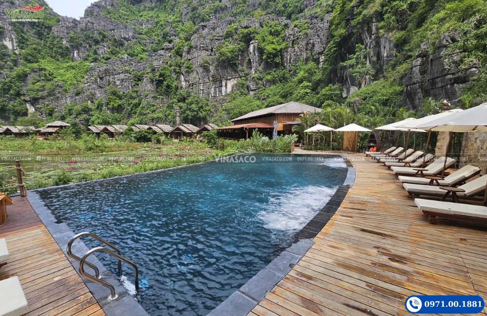 Nước bể bơi Karsia Retreat trong sạch sau khi Vinasaco hoàn thiện hệ thống