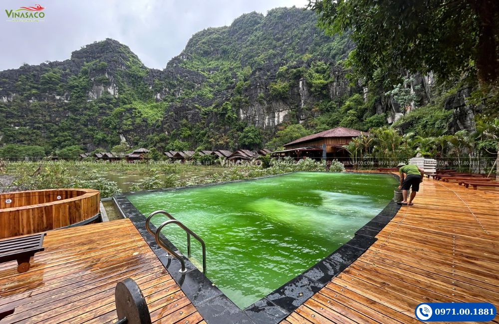 Vinasaco xử lý nước bể bơi Karsia Retreat trước khi bàn giao