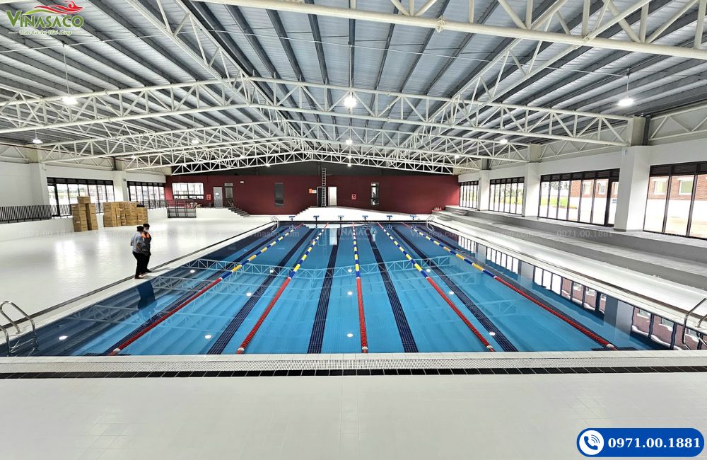 Bể bơi lắp phao phân làn