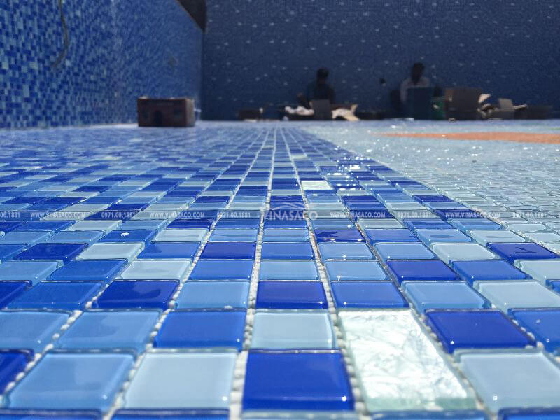 ứng dụng của gạch mosaic thủy tinh bv483g4