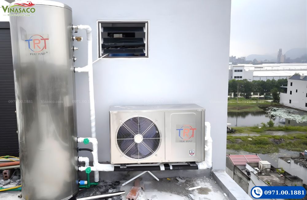 Hình ảnh máy bơm nhiệt nước nóng TRT được Vinasaco lắp đặt thực tế
