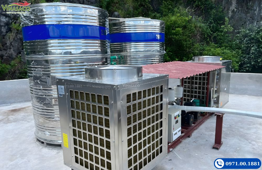 Hình ảnh máy bơm nhiệt nước nóng TRT được Vinasaco lắp đặt tại Ninh Bình