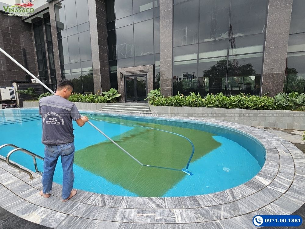PAC keo tụ và hỗ trợ lắng cặn nước bể bơi