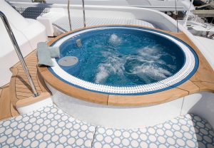 Mẫu thiết kế bồn sục jacuzzi