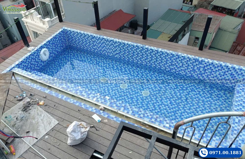 Thi công lắp đặt đầu bơi ngược dòng Emaux cho bể bơi
