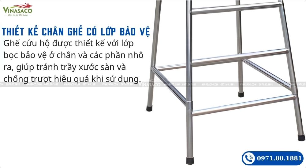 Chân ghế quan sát bể bơi có lớp bảo vệ chống trầy
