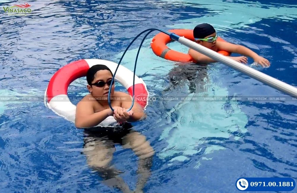 Hướng dẫn sử dụng móc cứu hộ bể bơi Vinasaco