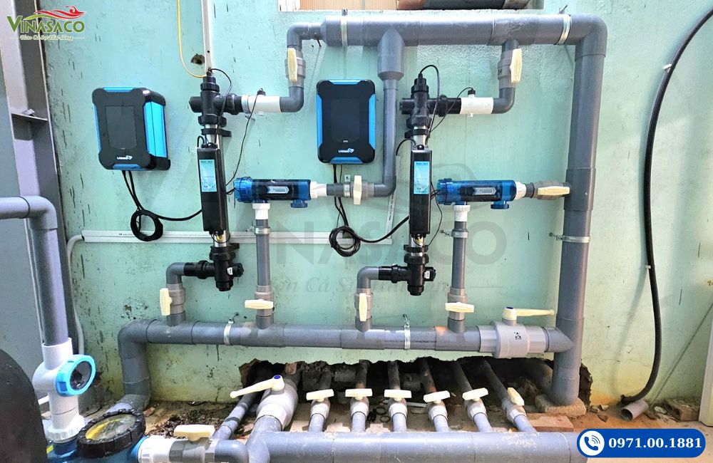 Hình ảnh Thông đèn UV diệt khuẩn Emaux NanoTech Amalgam + Flow Switch lắp đặt thực tế