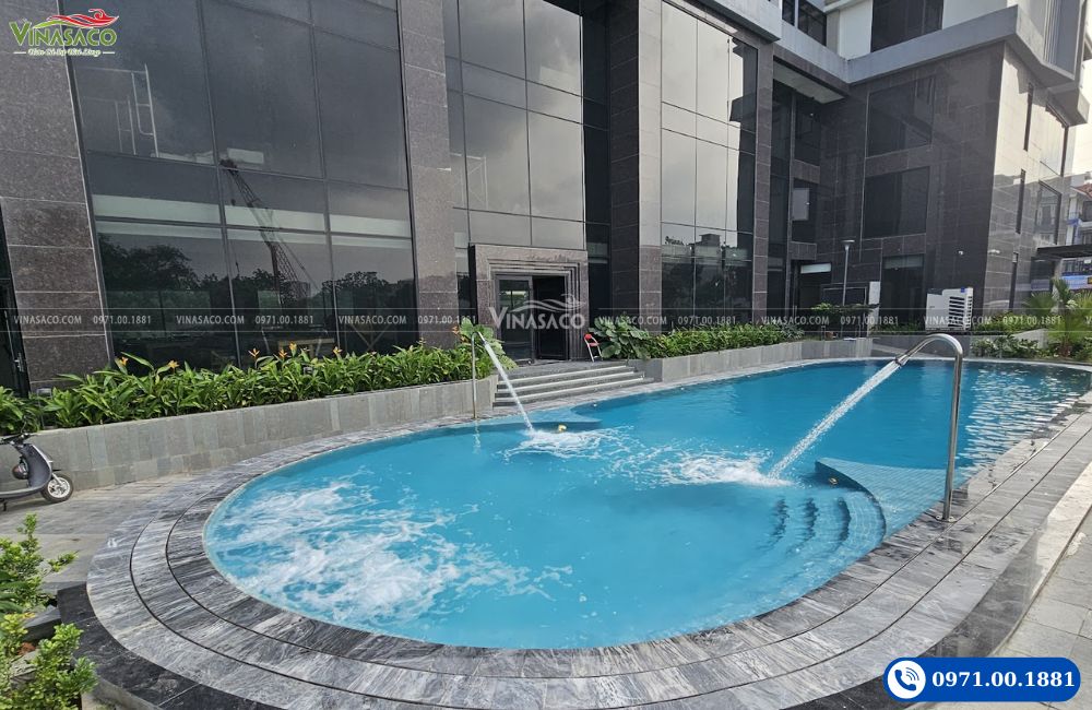 Hình ảnh lắp đặt thực tế Cây Phun Massage Bể Bơi Cực Mạnh