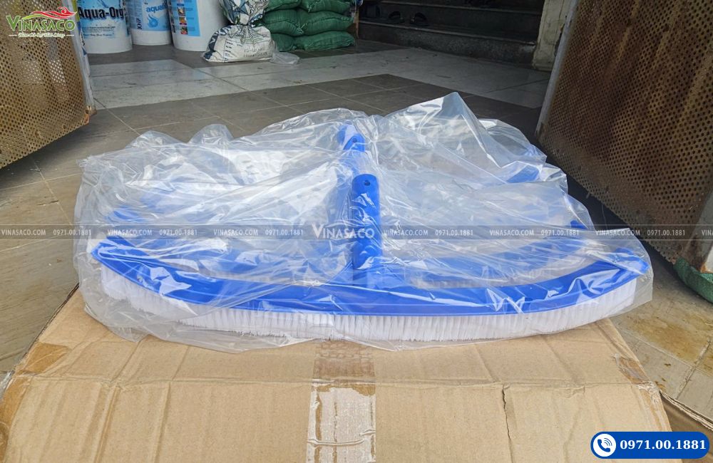 Chổi cọ vệ sinh bể bơi sẵn kho Vinasaco