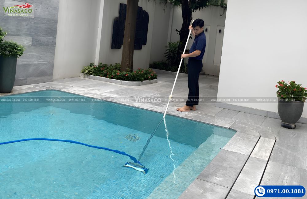 Sào nhôm co rút vệ sinh bể bơi