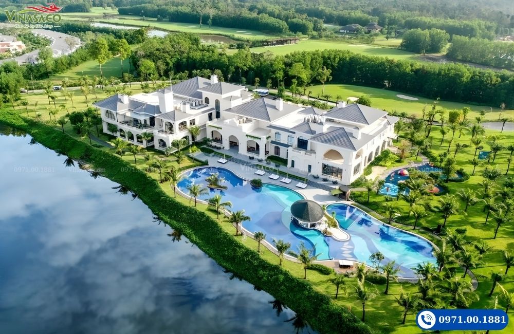 thiết kế bể bơi gia đình resort Phú Quốc 2026