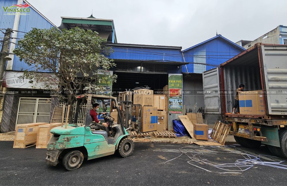 Kho thiết bị dụng cụ vệ sinh vinasaco