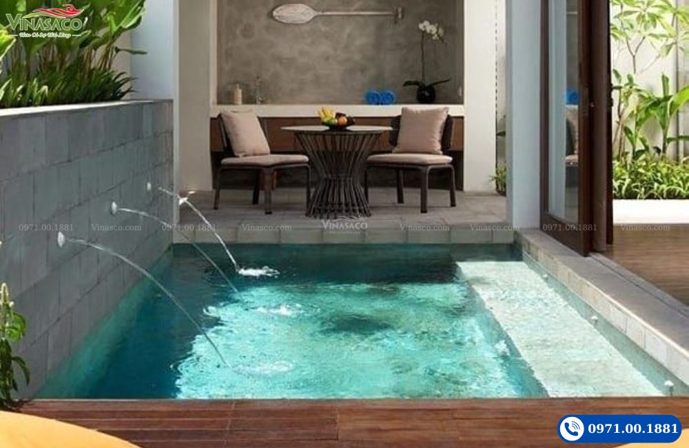 Mẫu thiết kế bể bơi mini sân vườn hiện đại