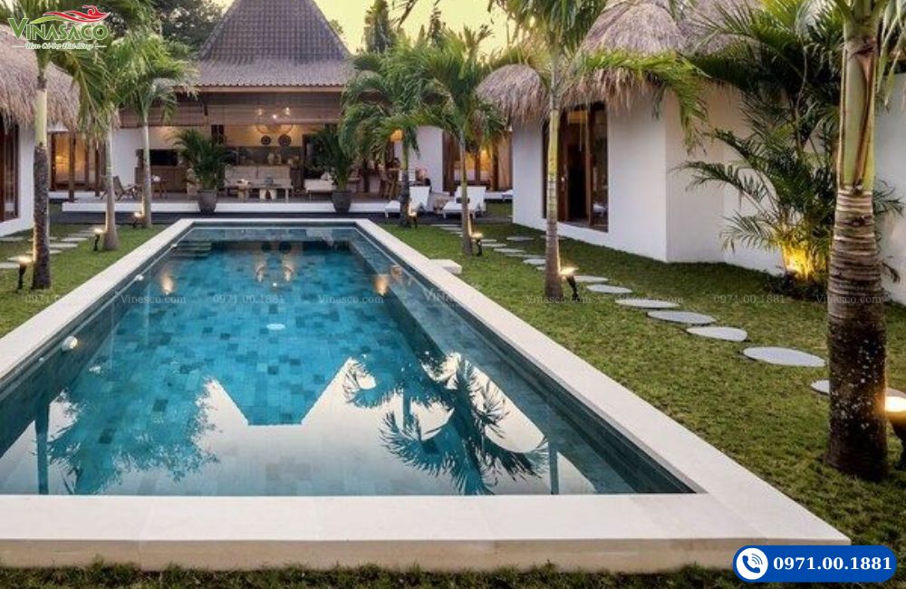 Mẫu thiết kế bể bơi mini sân vườn cho homestay đẹp