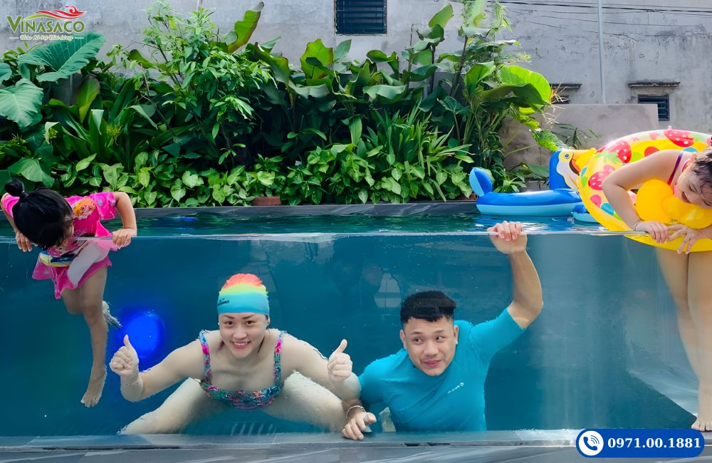 Bể bơi gia đình giúp gắn kết gia đình và thư giãn an toàn