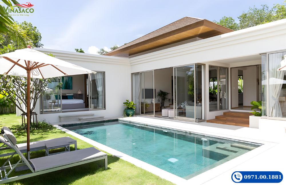 Mẫu bể bơi gia đình hiện đại phong cách resort tại gia 2026