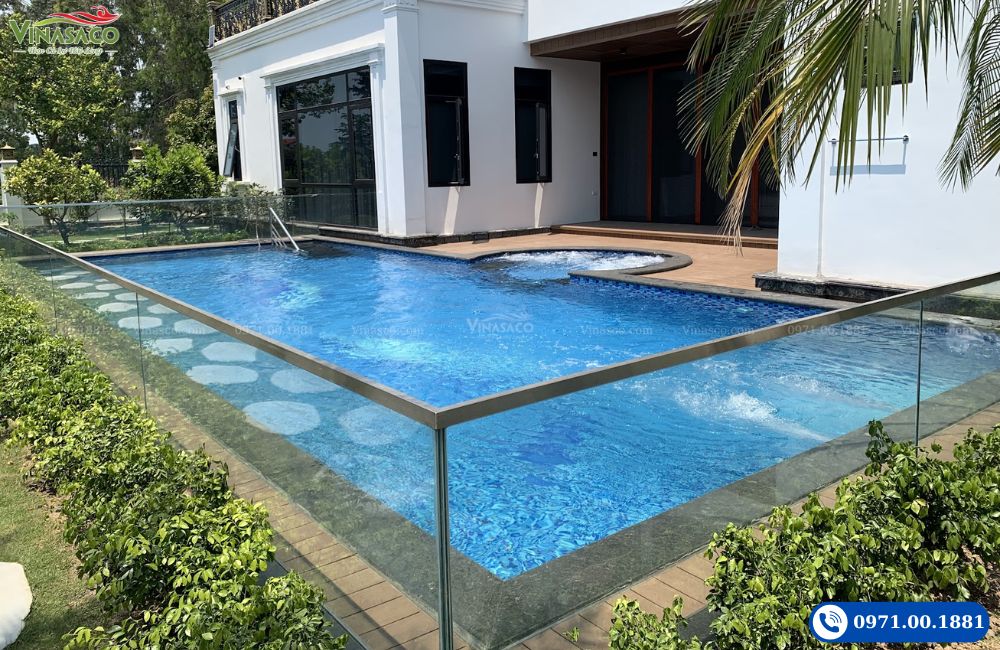 Bể bơi gia đình sân vườn – giải pháp thiết kế thi công bể bơi tại Hà Nội theo yêu cầu